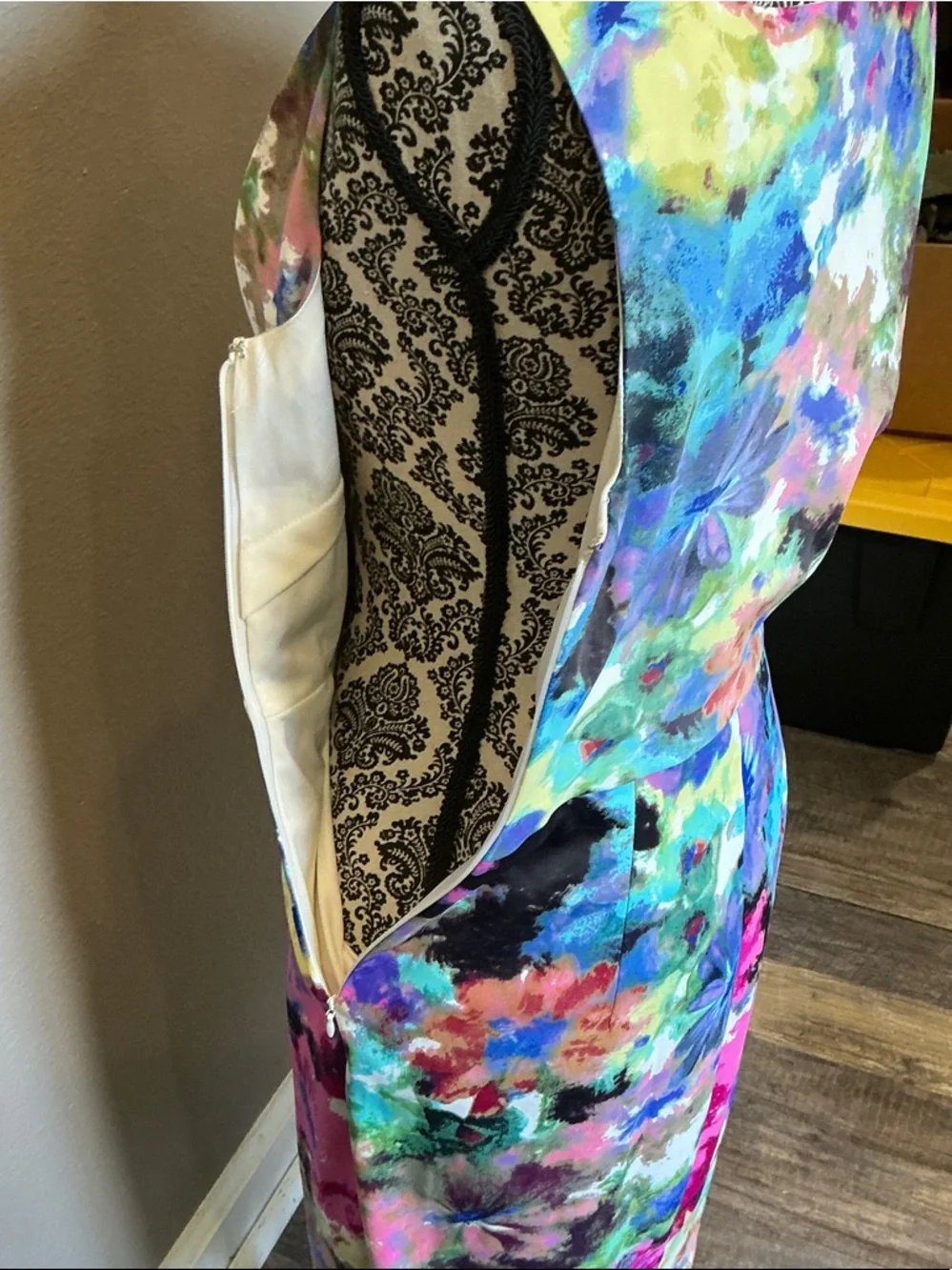 Suzi Chin for Maggy Boutique Bright Multicolor Floral Midi Dress Size 6 - Picture 4 of 4